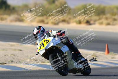 media/Apr-16-2022-CVMA (Sat) [[090b37c3ce]]/Race 15 500 Supersport-350 Supersport/